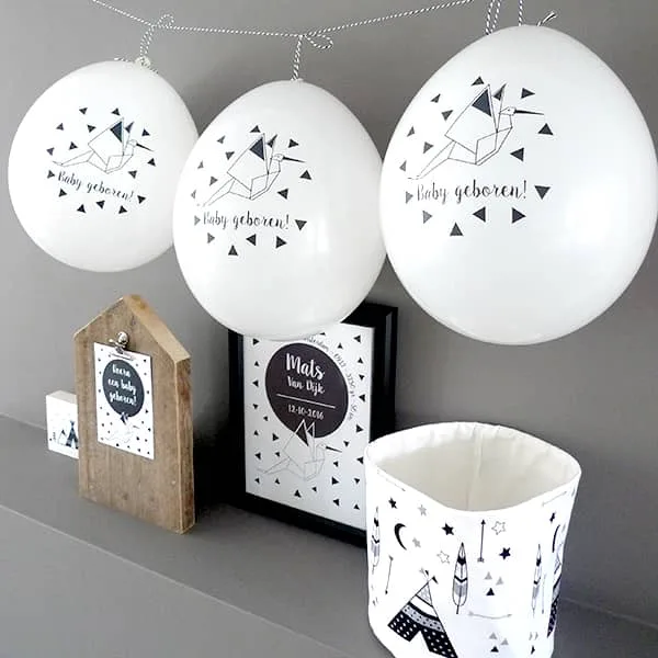 geboorteballonnen zwart wit mandje kaart accessoires babykamer hip huisje