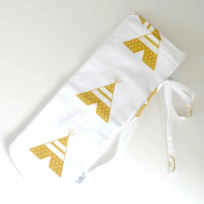 kruikenzak okergeel tipi baby babyuitzet babykamer hiphuisje