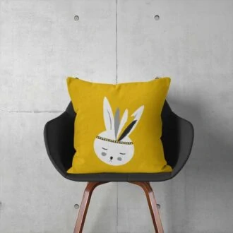 kussen konijntjes okergeel kinderkamer kinderkussen hiphuisje 2