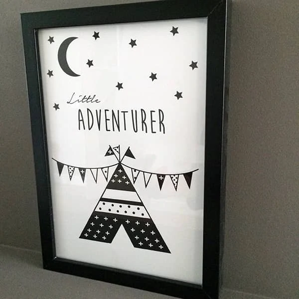 Poster tipi zwart wit. 6 poster tipi in lijst