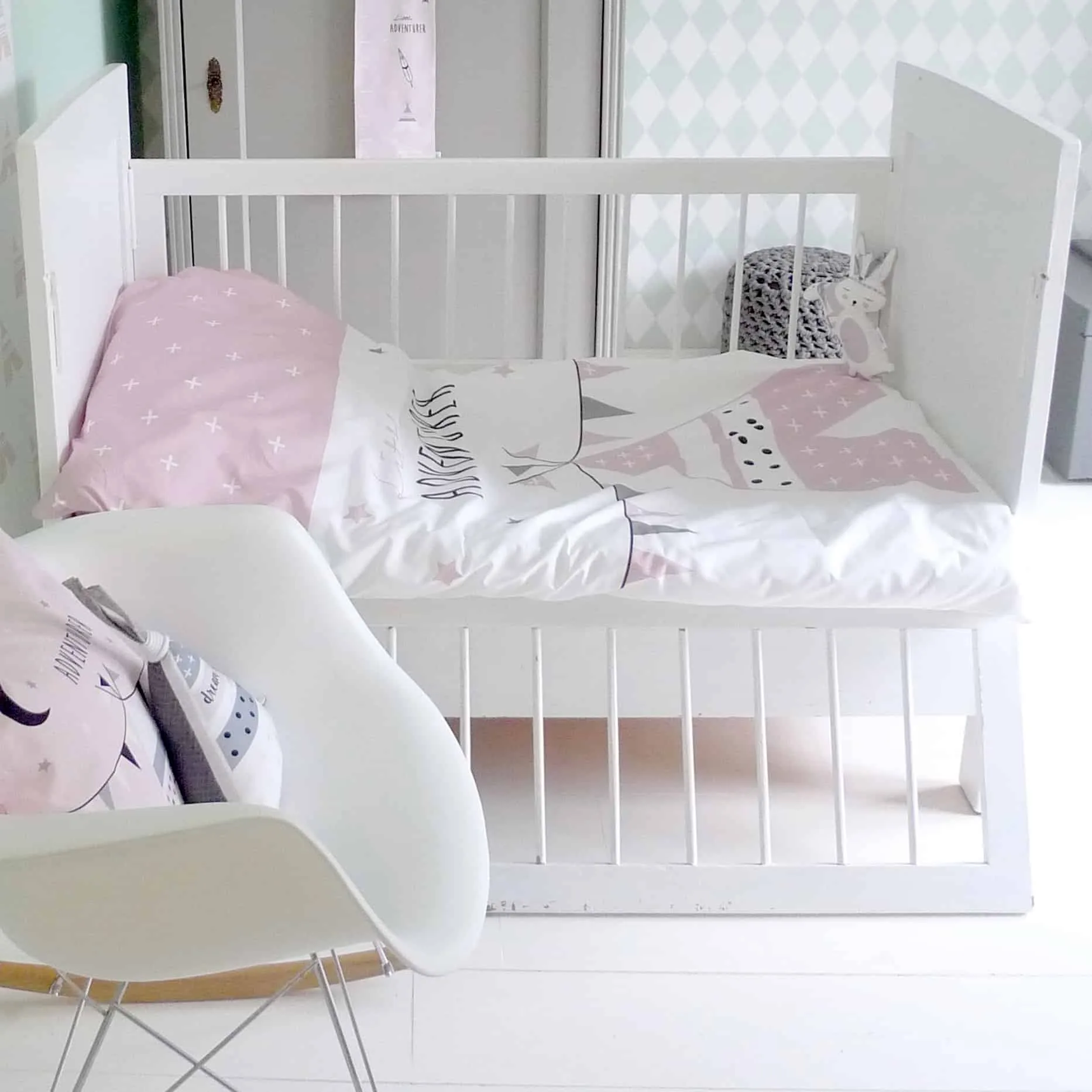 roze dekbedovertrek meisjeskamer peuterkamer junior hiphuisje