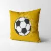 voetbal kussen okergeel voetbalkamer kinderkamer hiphuisje