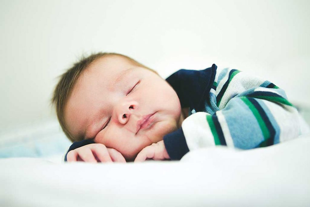 slaaptips voor je kind slapen baby inslapen babykamer hiphuisje
