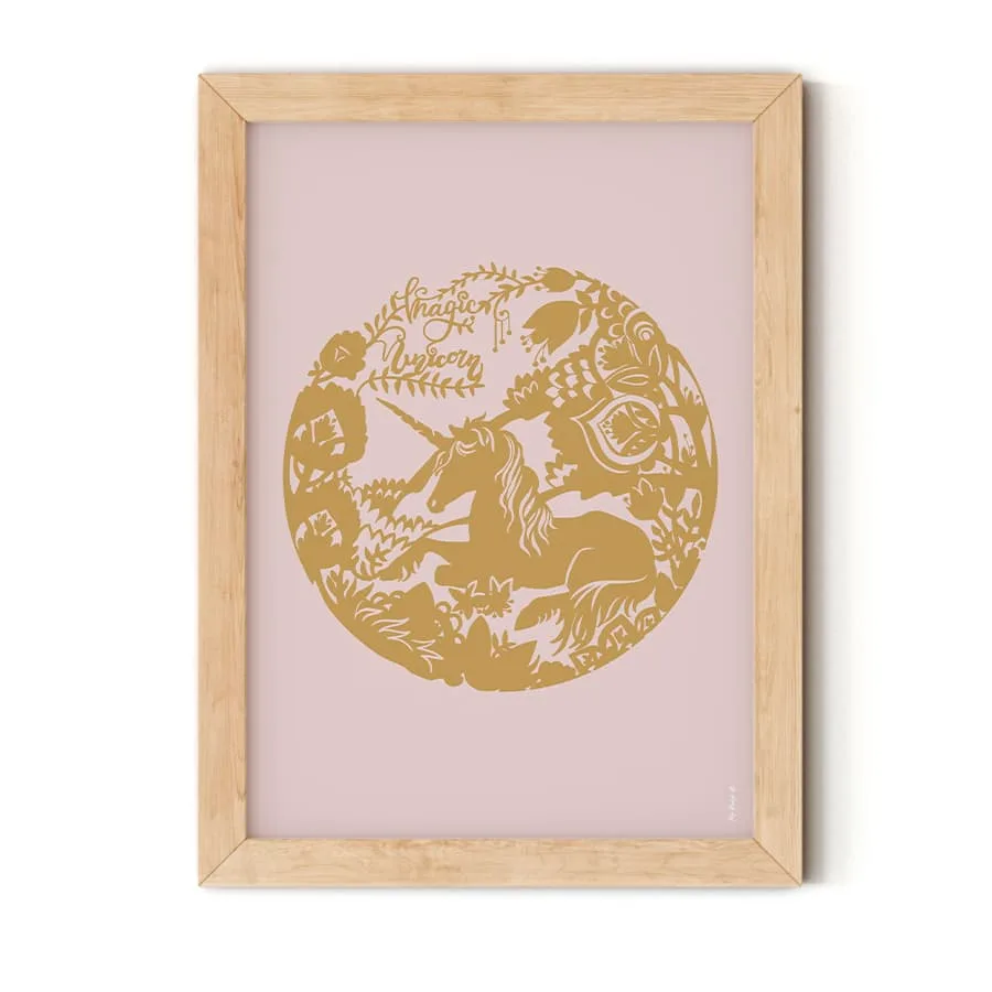 Poster met eenhoorn print in roze en okergeel - hiphuisje