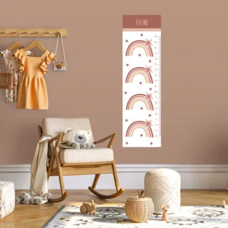 groeimeter met regenboog in natuurlijke kleuren kinderkamer