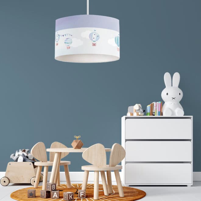 hanglamp met luchtballonnen in blauw kinderkamer sfeer hiphuisje