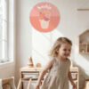 Muurcirkel met naam en ijsjes print voor de kinderkamer roze