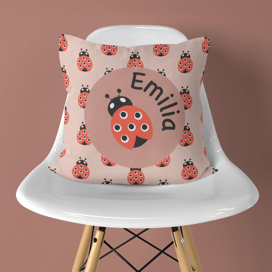 Home 6 NAAMKUSSEN ROZE EN OUDROZE LIEVEHEERSBEESTJES HIPHUISJE