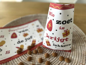 pepernoten zakjes diy liggende foto hiphuisje