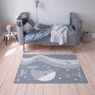 vloerkleed kinderkamer met walvis print in blauw