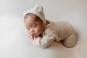 baby slaapt kraamcadeau opvolgmelk