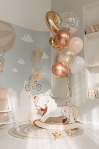 plinten op de kinderkamer