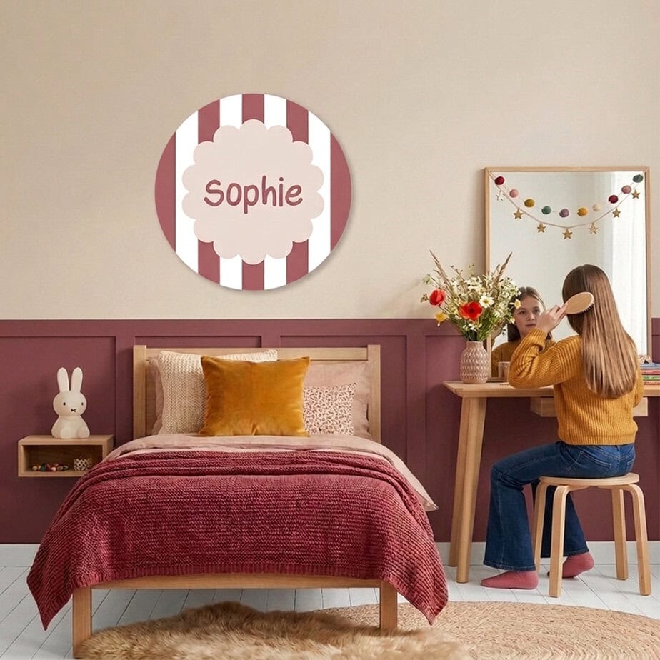 Muurcirkel streepjes kinderkamer, personaliseer met naam 7 accessoires tienerkamer meisje muurcirkel met strepen in berry met naam