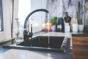 kies voor kindvriendelijke kranen in huis