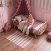 vloerkleedje oudroze strepen meisjeskamer decoratie