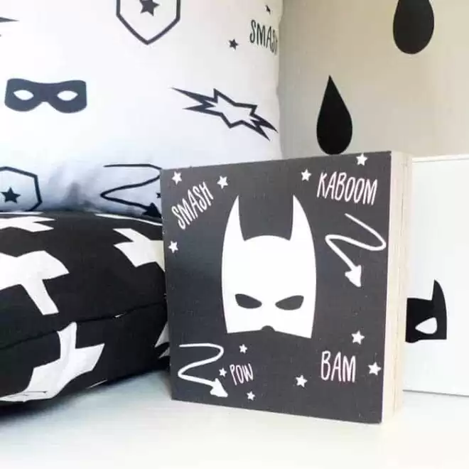 decoblok superhero kinderkameraccessoires zwartwit jongenskamer hiphuisje 1