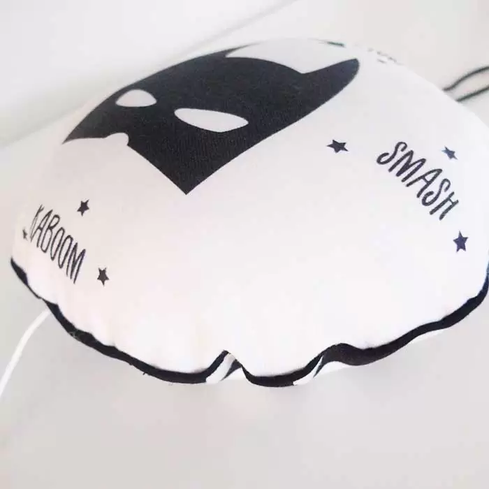 detail muxiekdoosje batman superhero hiphuisje
