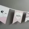 detail vlaggenlijn roze meisje geboorte ooievaar hiphuisje