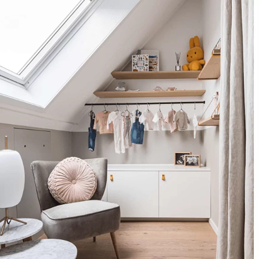 Kleine babykamer zolder