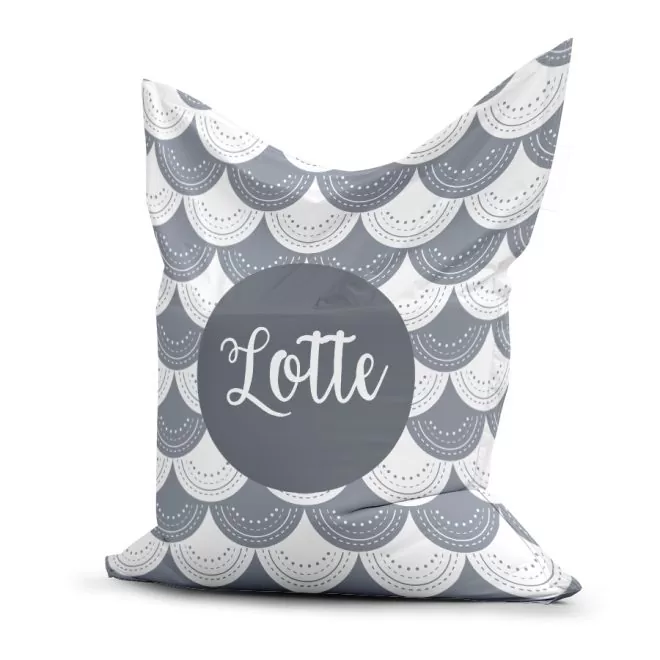Zitzak in blauwe golfjes print met naam en golfjes print voor een hippe kinderkamer